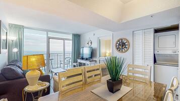 Televisión y reproductor de DVD