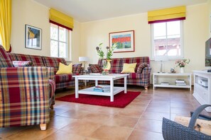 TV, lareira, aparelho de som