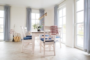 Imagen sin descripción, 4 de 30, botón