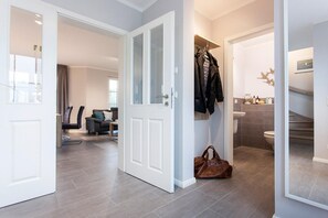 Nicht klassifiziertes Bild, 2 von 33, Schaltfläche