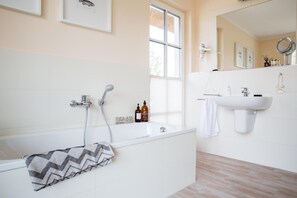 Oklassificerad bild, 2 av 32, knapp