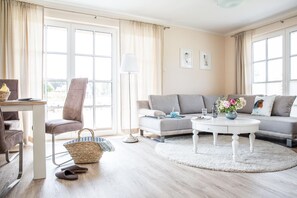 Uklassifisert bilde, 2 av 32, knapp