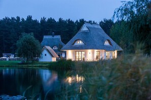 Imagen sin descripción, 5 de 39, botón