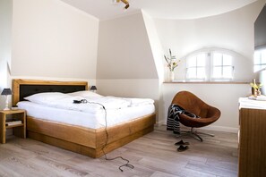 2 soverom, safe på rommet, skrivebord og strykejern/-brett
