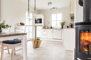 Nicht klassifiziertes Bild, 2 von 29, Schaltfläche