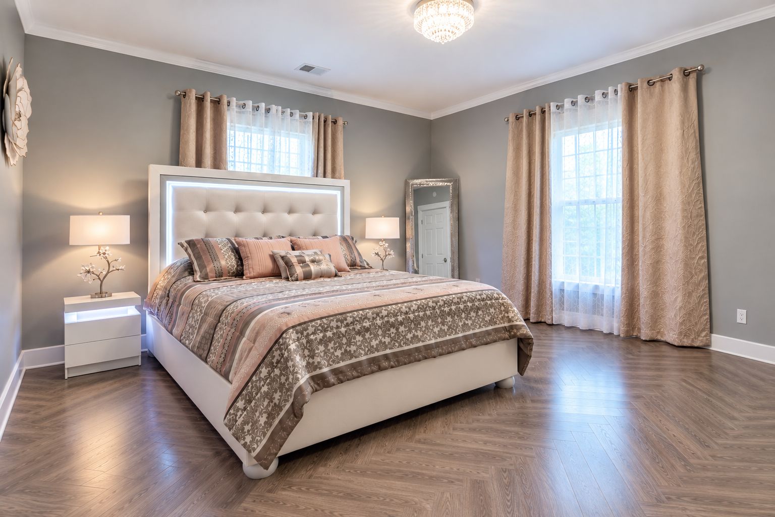 Relax in Style: A Cozy, Beautiful Bedroom to Call Home