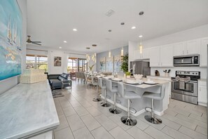 House (1 Bedroom) | Private kitchen | Microwave, oven, stovetop, dishwasher - Magnificent 12bd House Perfect for Family Gatherings, Close to Disney #12st8029 (Davenport)