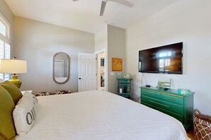 4 bedrooms, iron/ironing board, internet, bed sheets