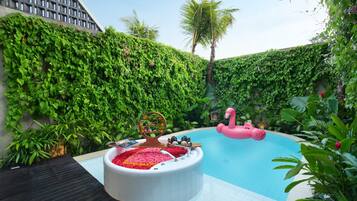 Smart Loft One Bedroom Villa with Private Pool & Jacuzzi | Utsikt från rummet
