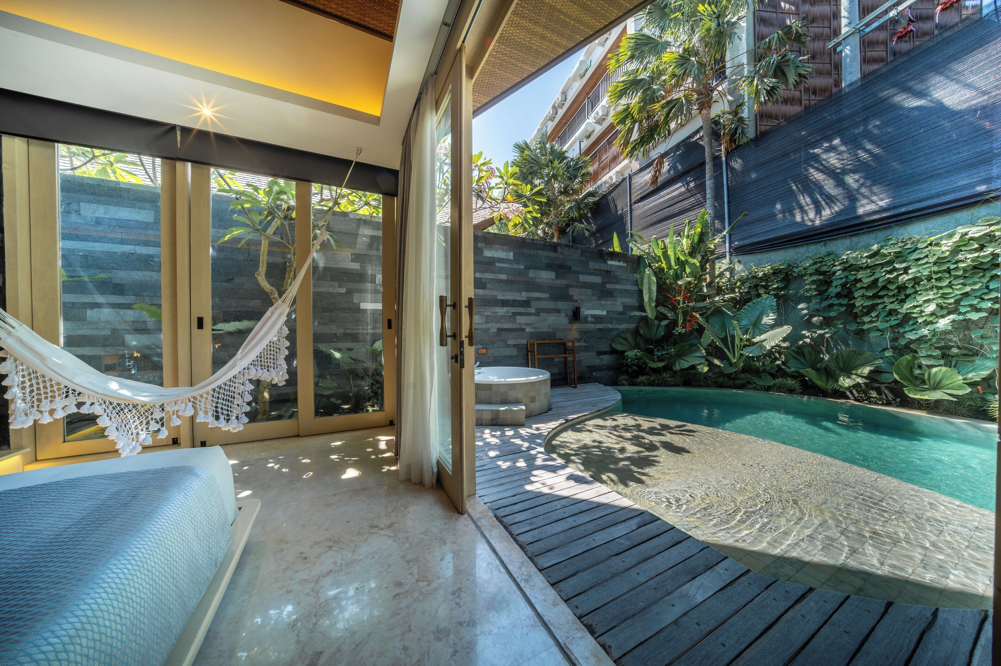 Smart 1 Bedroom Villa with Private Pool & Hot Tub | Premium bedding, minibar, in-room safe, individually furnished