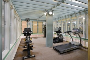 Fitness facility - Top-Floor Corner Villa with Pools, Tennis & Gym at Hilton Head Resort (Hilton Head)
