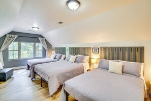4 sovrum, strykjärn/strykbräda, resesäng och internet