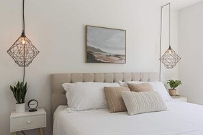 3 camere, una scrivania, ferro/asse da stiro, culla da viaggio