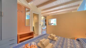 1 camera, Wi-Fi gratuito, lenzuola