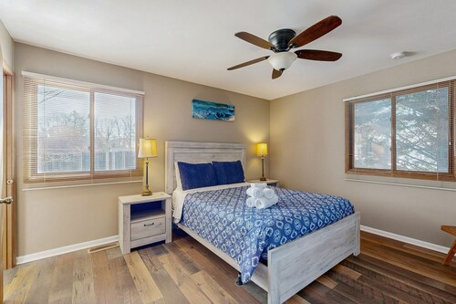 Dog-Friendly Rehoboth Beach Retreat w/ central AC, Updated Kitchen & Fire Pit