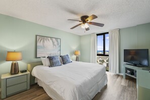 3 bedrooms, iron/ironing board, free WiFi, bed sheets - Enjoy a Relaxing Stay off of Scenic 98 at the Enlcave Unit 503! (Destin)