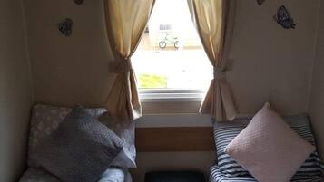 2 chambres, fer et planche Ă repasser, Wi-Fi, draps fournis