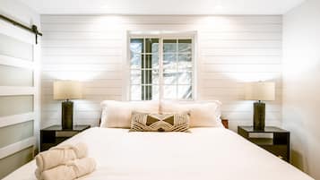 Estudio, 1 cama de matrimonio grande | Ropa de cama de alta calidad y minibar (con algunos artículos gratuitos)