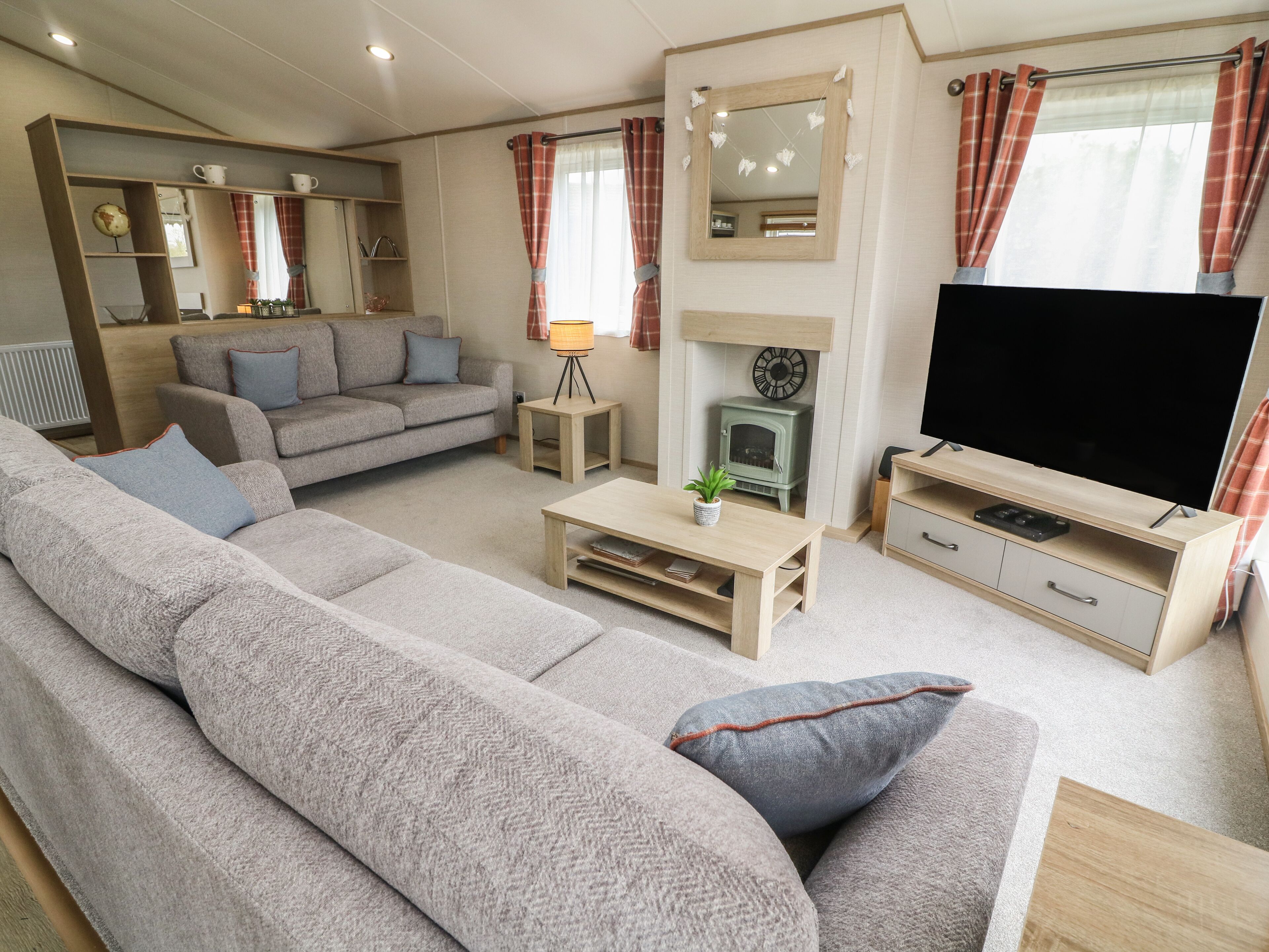 ELIM, family friendly, with a garden in Tewitfield