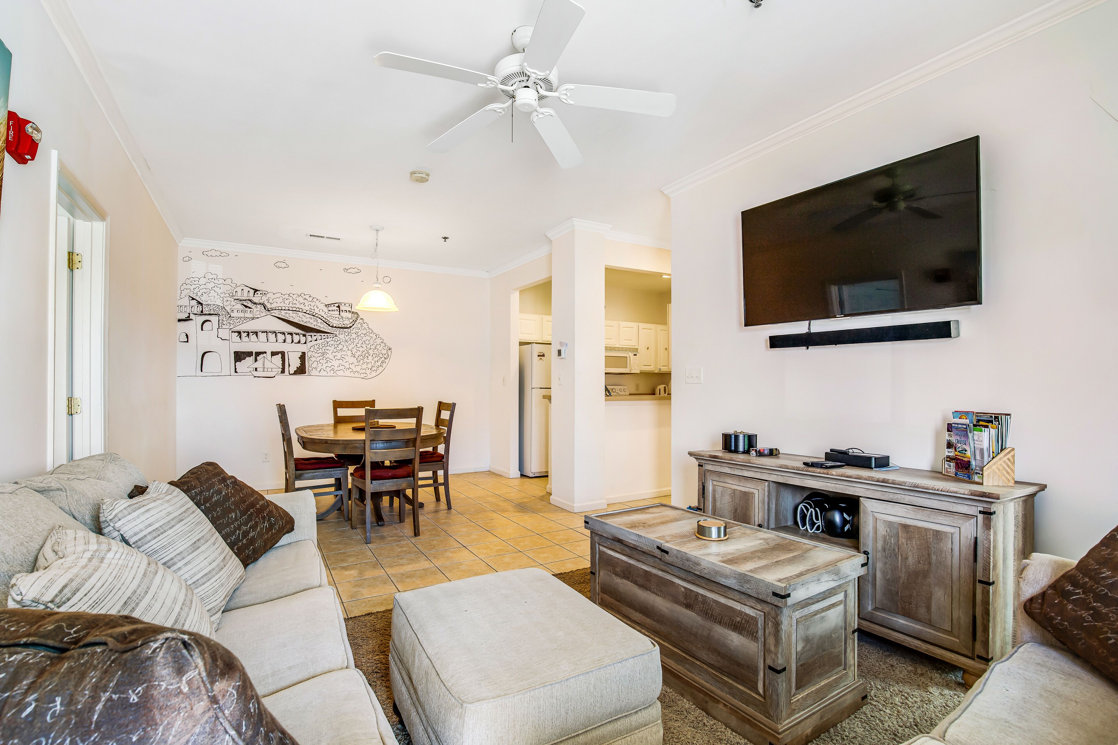 Sandpiper Villages condo with fast WiFi, private patio & more - near the beach
