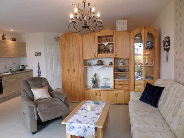 Unclassified image, 1 of 26, button