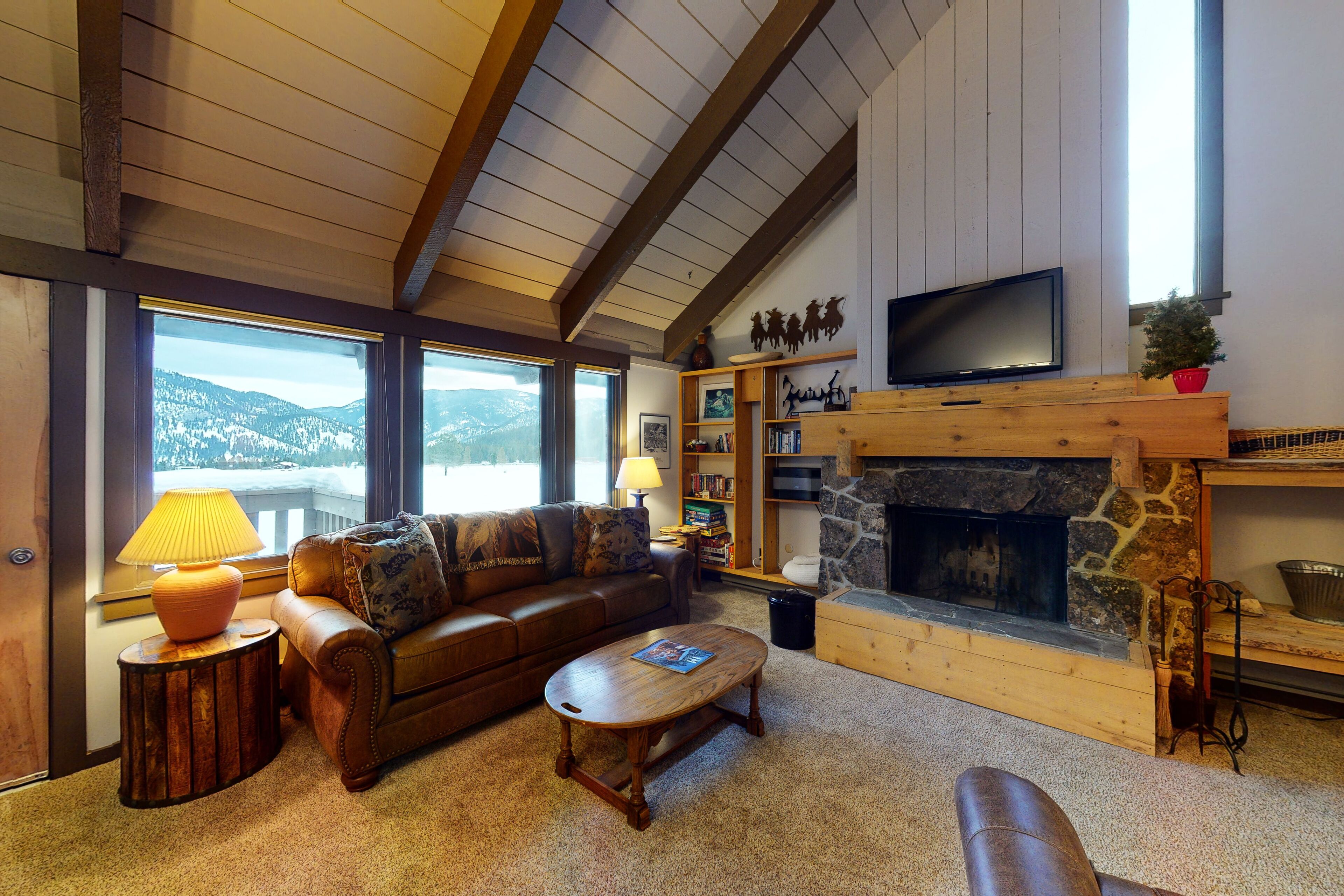 Golf Course Front Condo with Shared Hot Tub, WiFi, and Private Washer/Dryer