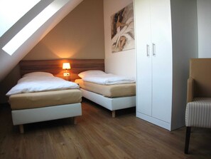 3 bedrooms, WiFi