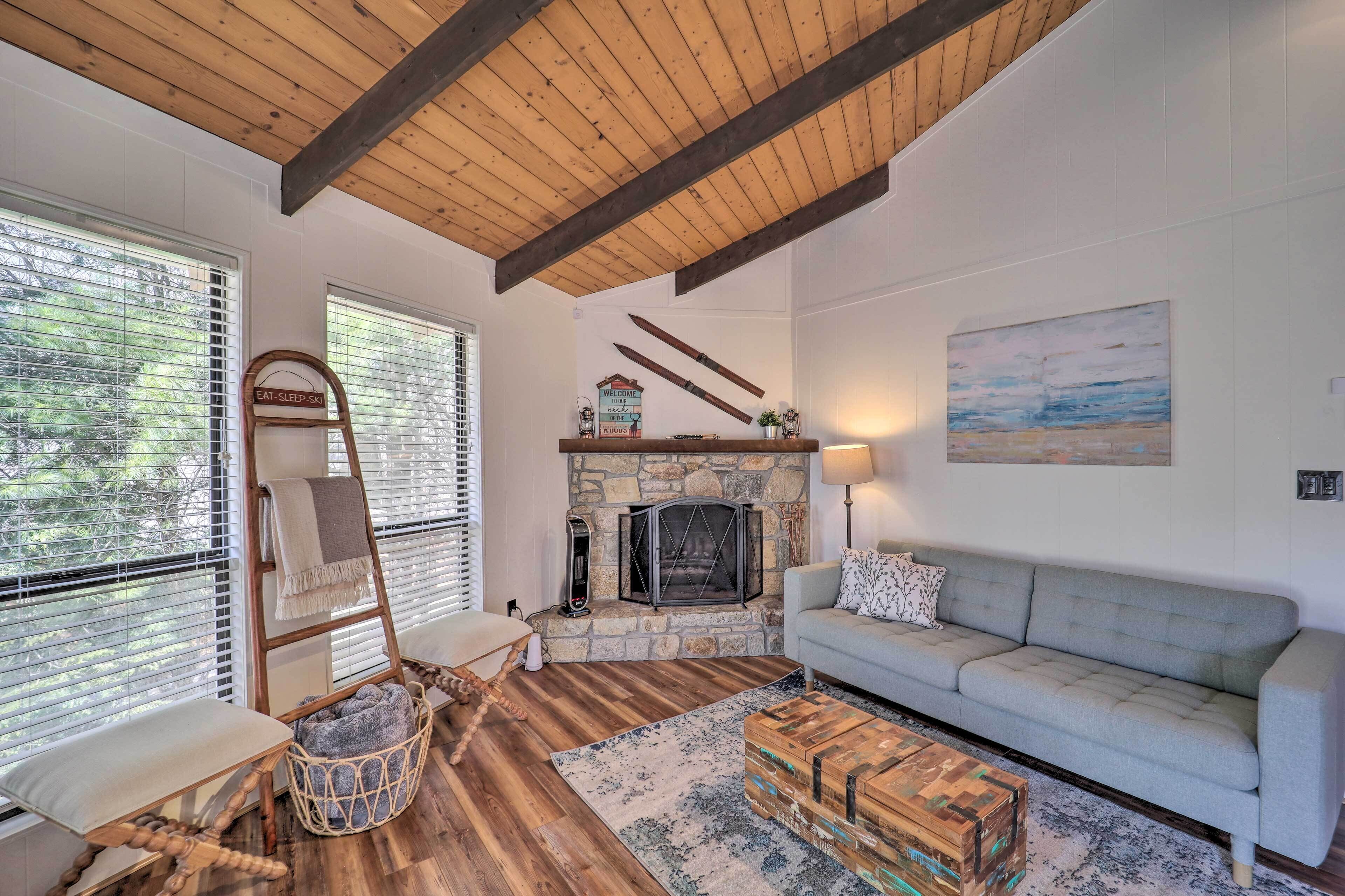 Hilltop Sanctuary By Beech Mountain Slopes