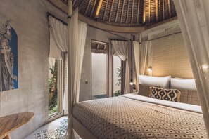 Cottage with Bathtub & Plunge Pool | Minibar, in-room safe, blackout drapes, iron/ironing board - Amarea Resort & Spa Ubud by iNi Vie Hospitality (Ubud)