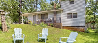 'The Lakehouse' Lovely Wappapello Country Home!