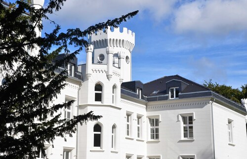 Castle Superior Suite 7 - Castle Hohendorf