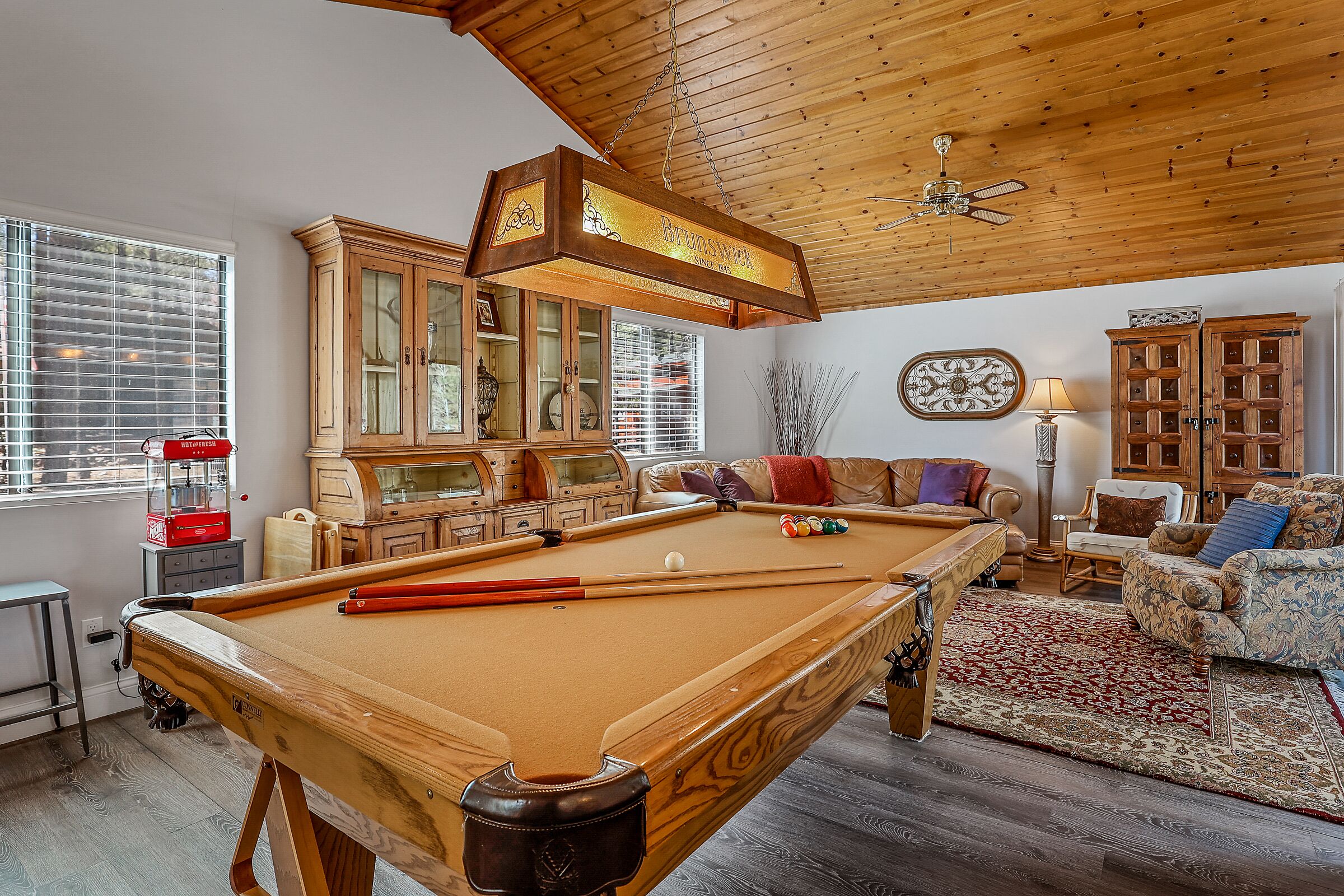 Relaxing Lodgepole 3bdr Retreat in the Pines!