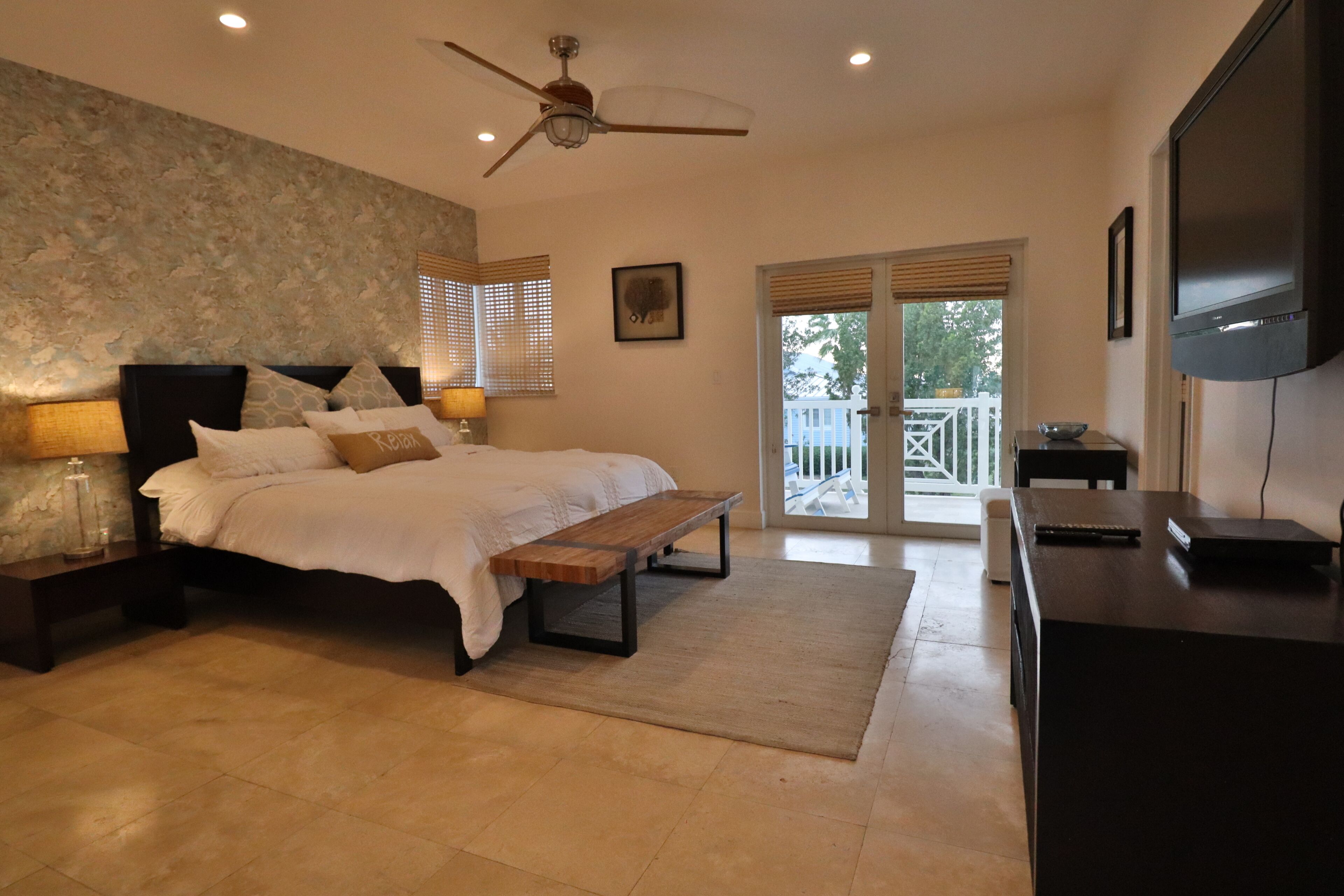 3 chambres, fer et planche à repasser, Wi-Fi gratuit, draps fournis