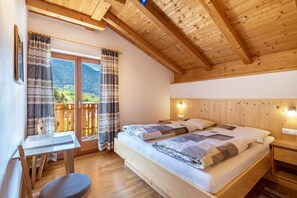 2 chambres, Wi-Fi gratuit, draps fournis