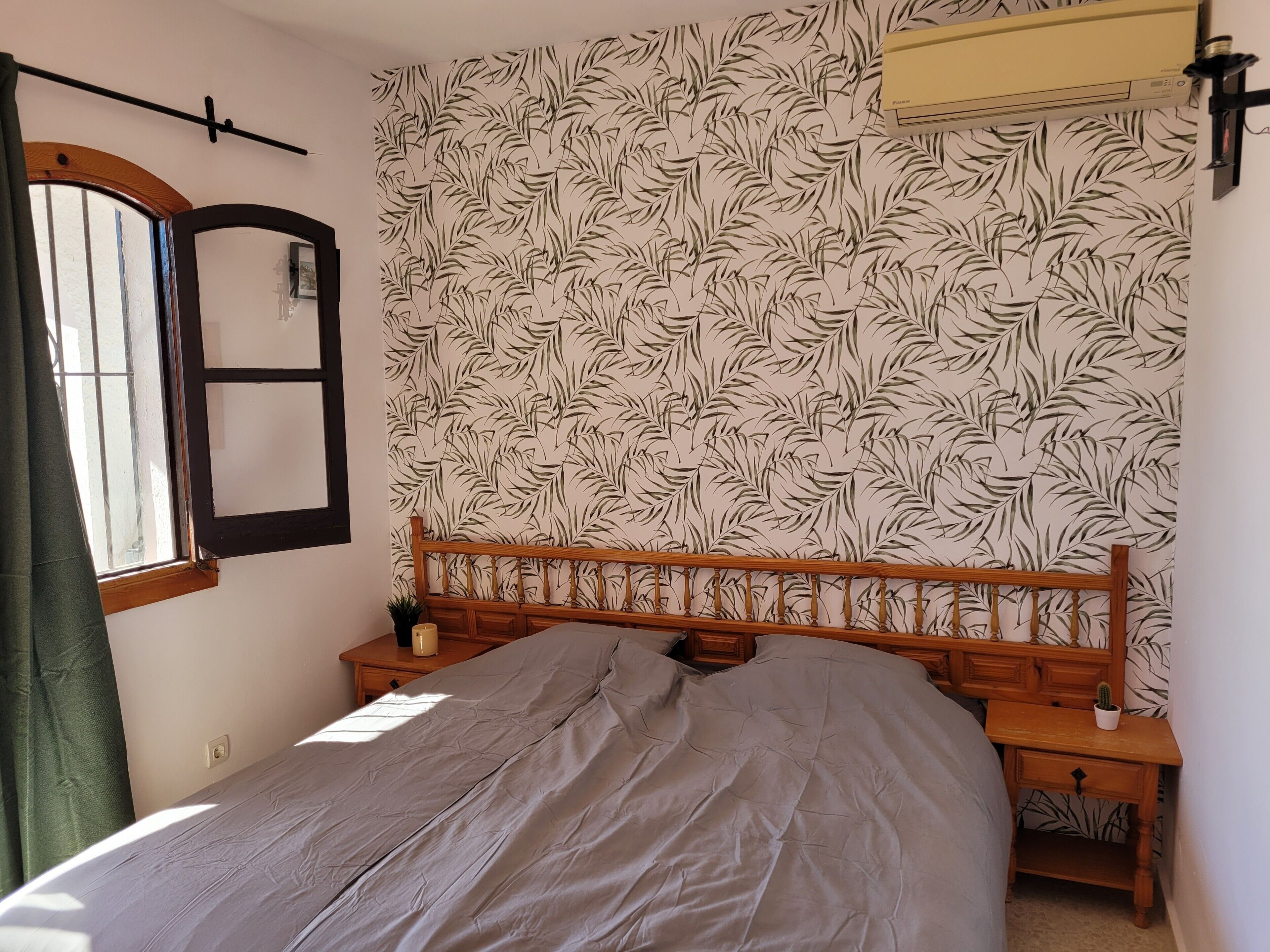 'Apartment De Lujo Nerja' With Sea And Mountain View, Shared Pool & Wi-fi - Nerja