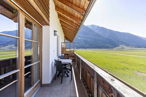 Apartment 'Peintenhof Typ B' with Mountain View, Balcony & Wi-Fi