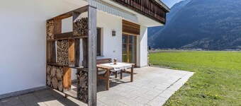 Apartment 'Peintenhof Typ A' with Mountain View, Terrace & Wi-Fi