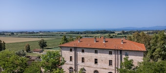 Appartamento 'Palmaiola' con vista mare, Wi-Fi e aria condizionata