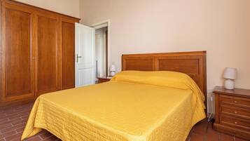 2 quartos, Wi-Fi de cortesia, roupa de cama