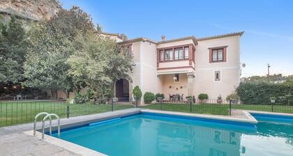 Holiday Home "Can Lluís" with Mountain View, Pool, Garden & Wi-Fi