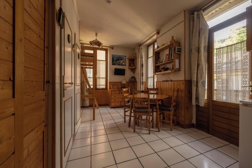 Studio au centre du village de St Gervais avec balcon