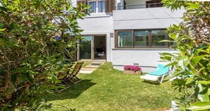 Terrace/patio - Apartment "Francisca" with Garden, Pool, A/C & Wi-Fi (Pollenca)