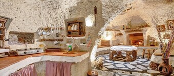 Huisdiervriendelijk Vakantiehuis Casas Cueva Alfer 1 met zeezicht, tuin & Wi-Fi