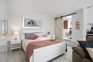 1 bedroom, iron/ironing board, free WiFi, bed sheets - Apartment "El Jable" with Mountain Views, Garden, Air Conditioning and Wi-Fi (Arrecife)