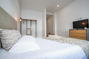 5 chambres, fer et planche Ă repasser, Wi-Fi gratuit, draps fournis