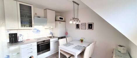 Frigorífic, microones, forn i rentaplats