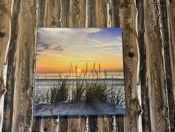 Unclassified image, 1 of 20, button