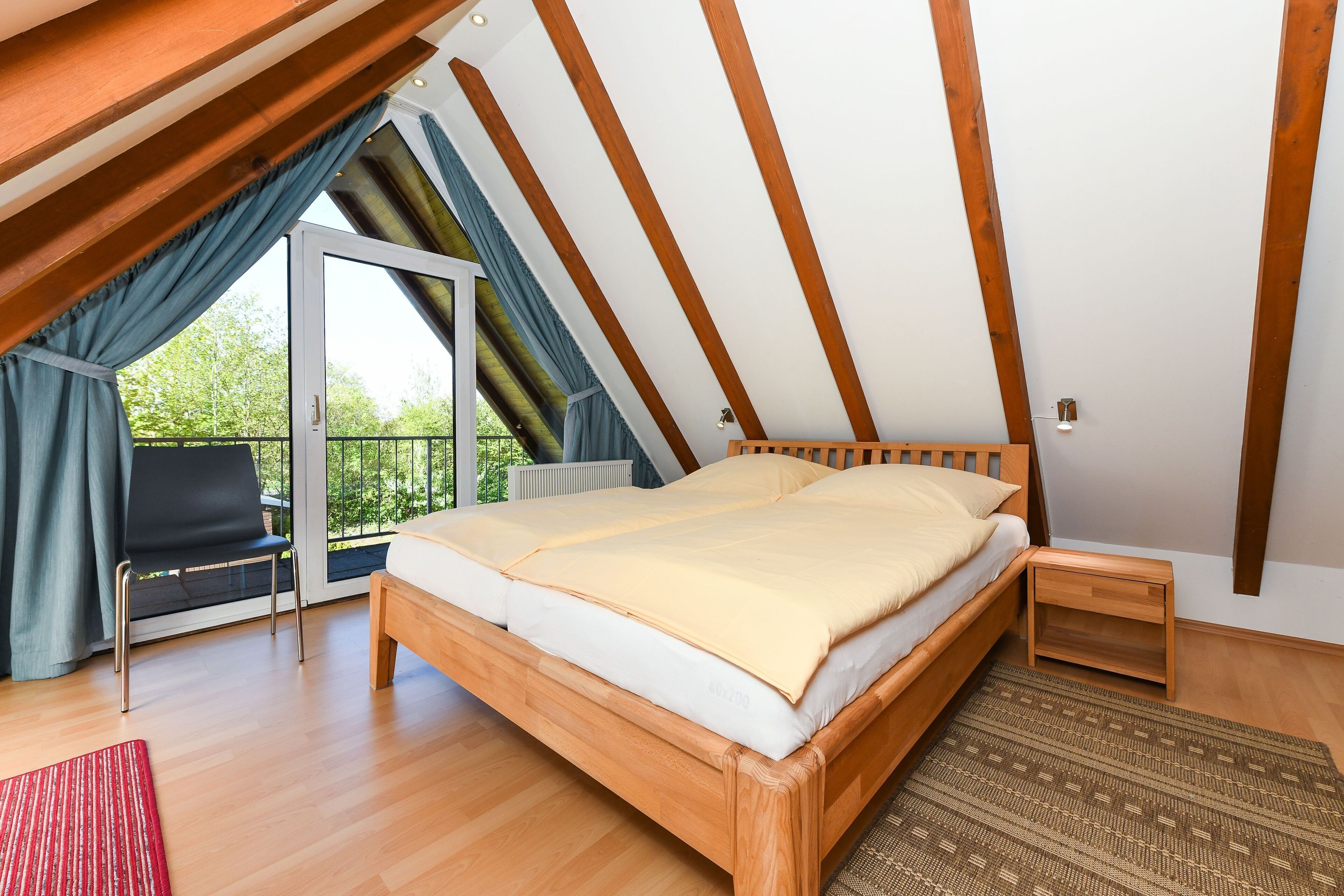 3 bedrooms, travel crib, WiFi