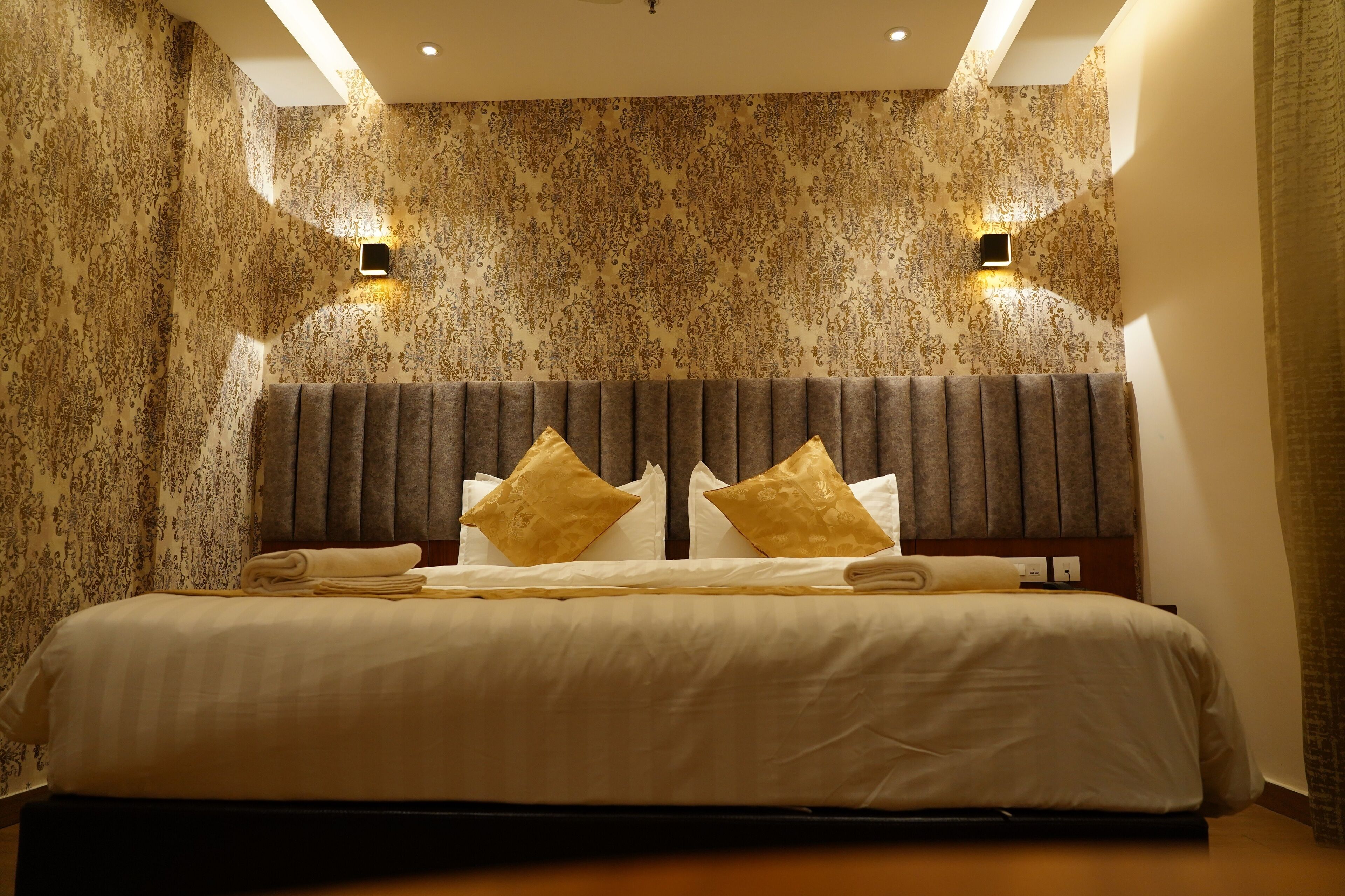 executive single room | 1 bedroom, egyptian cotton sheets, premium bedding, down duvets