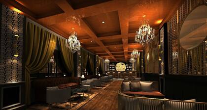 The Kings Park Grand